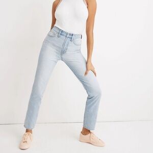Madewell Curvy High-Rise Jeans in Light Wash Blue